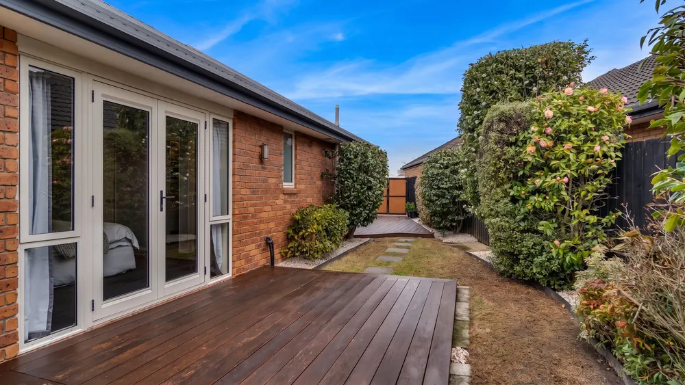 Photos of 42 Rempstone Drive