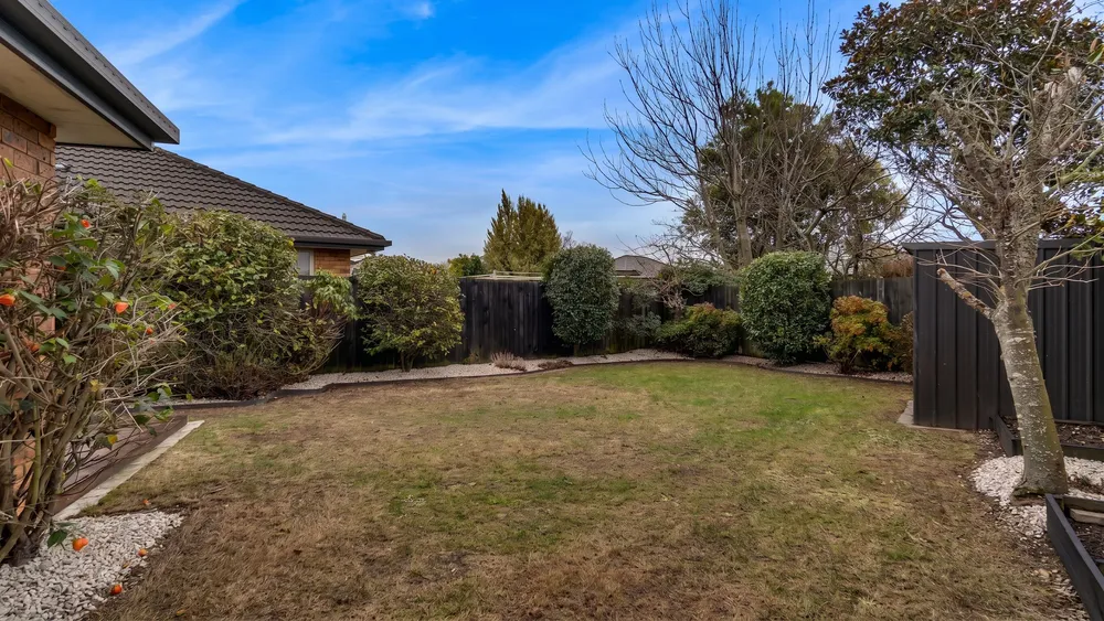 Photos of 42 Rempstone Drive