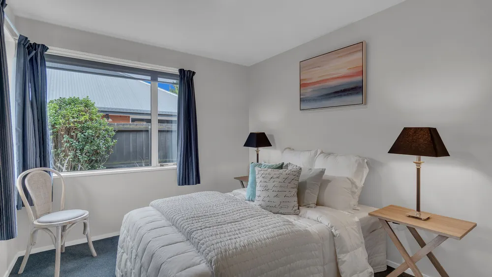 Photos of 42 Rempstone Drive