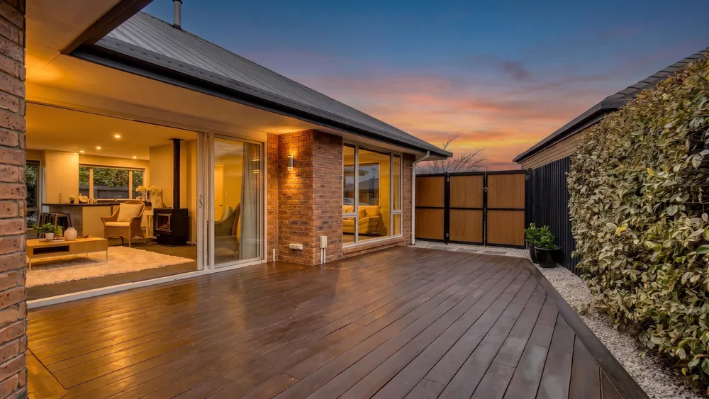 Photos of 42 Rempstone Drive