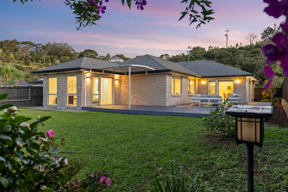 Photos of 53 Beachwood Drive