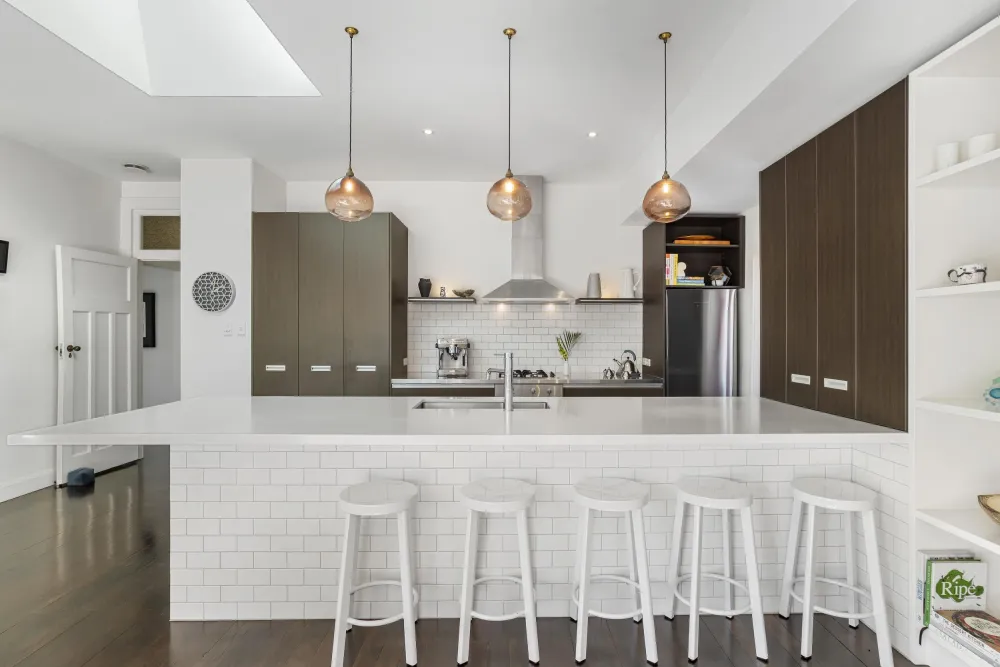 Photos of 2A Tenterden Avenue