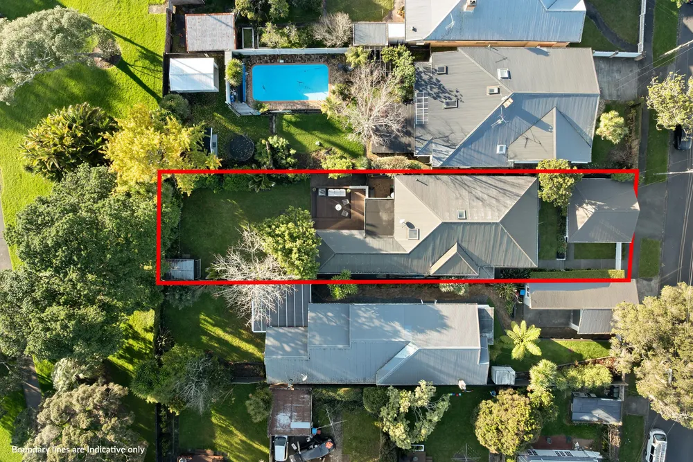 Photos of 2A Tenterden Avenue