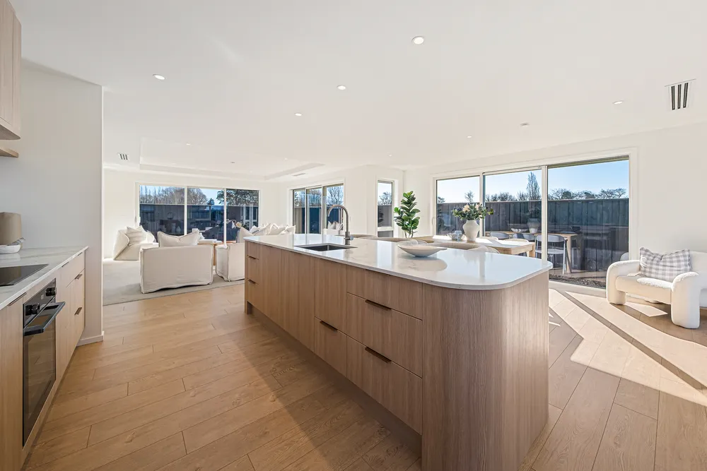Photos of 50 Kopper Crescent