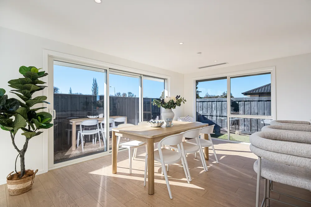 Photos of 50 Kopper Crescent