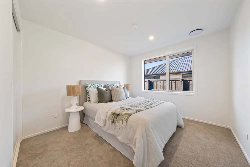 Photos of 50 Kopper Crescent