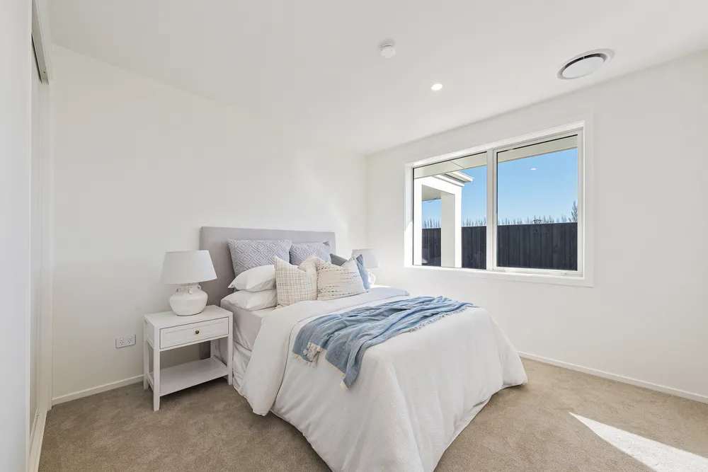Photos of 50 Kopper Crescent