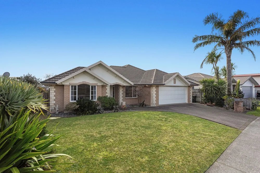 Photos of 10 Sanctuary Avenue