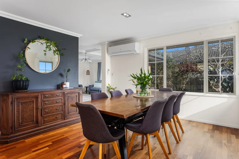 Photos of 10 Sanctuary Avenue