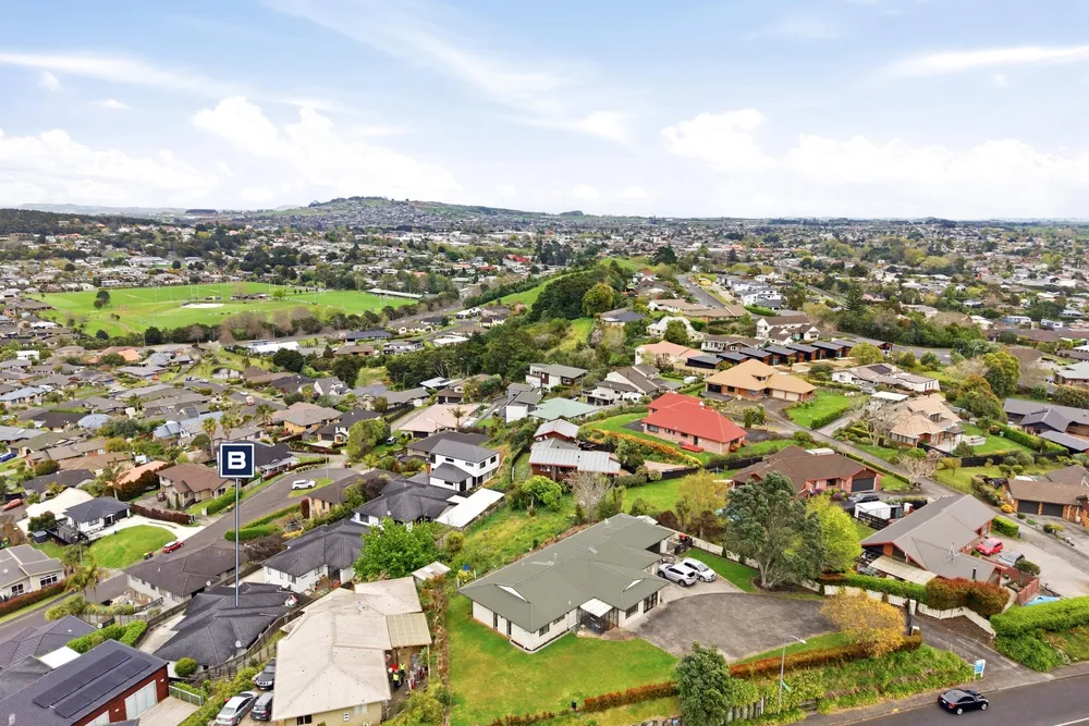 Photos of 132A Valley Road