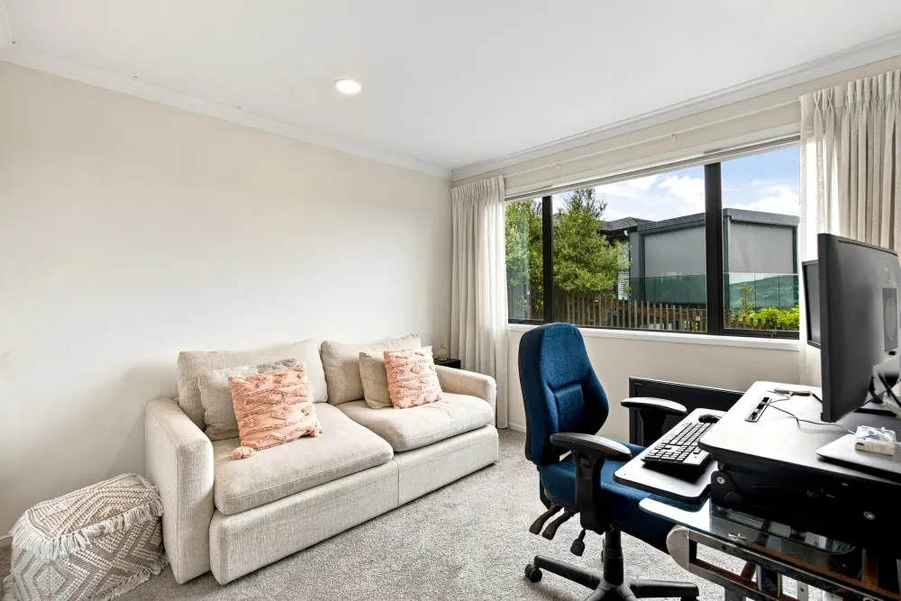 Photos of 132A Valley Road