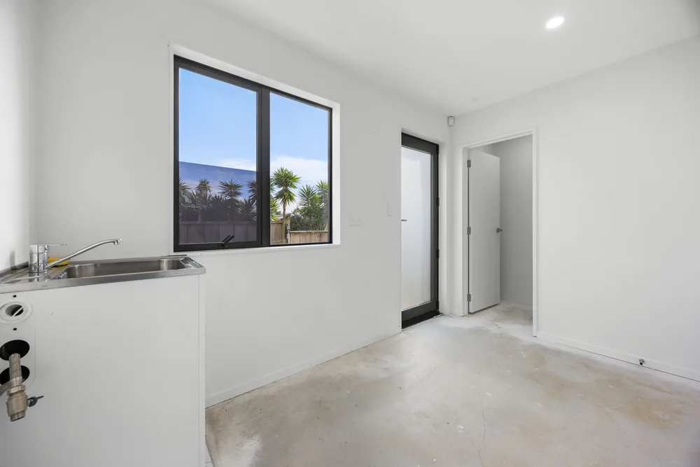 Photos of 4A Cullen Avenue
