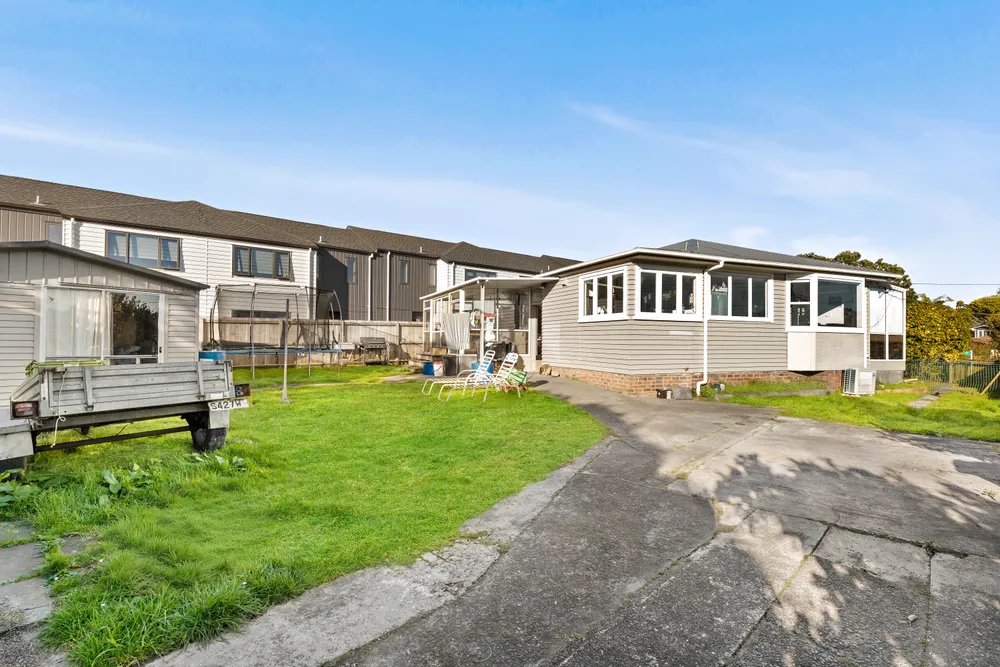 Photos of 74 McLeod Road
