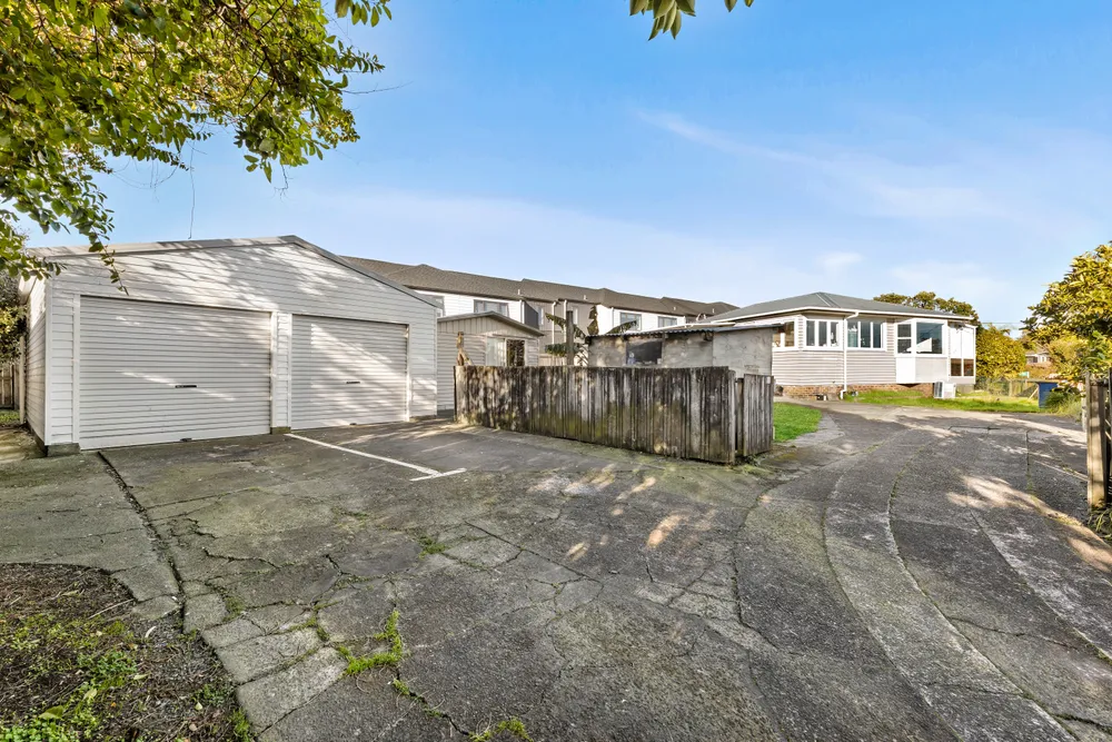 Photos of 74 McLeod Road