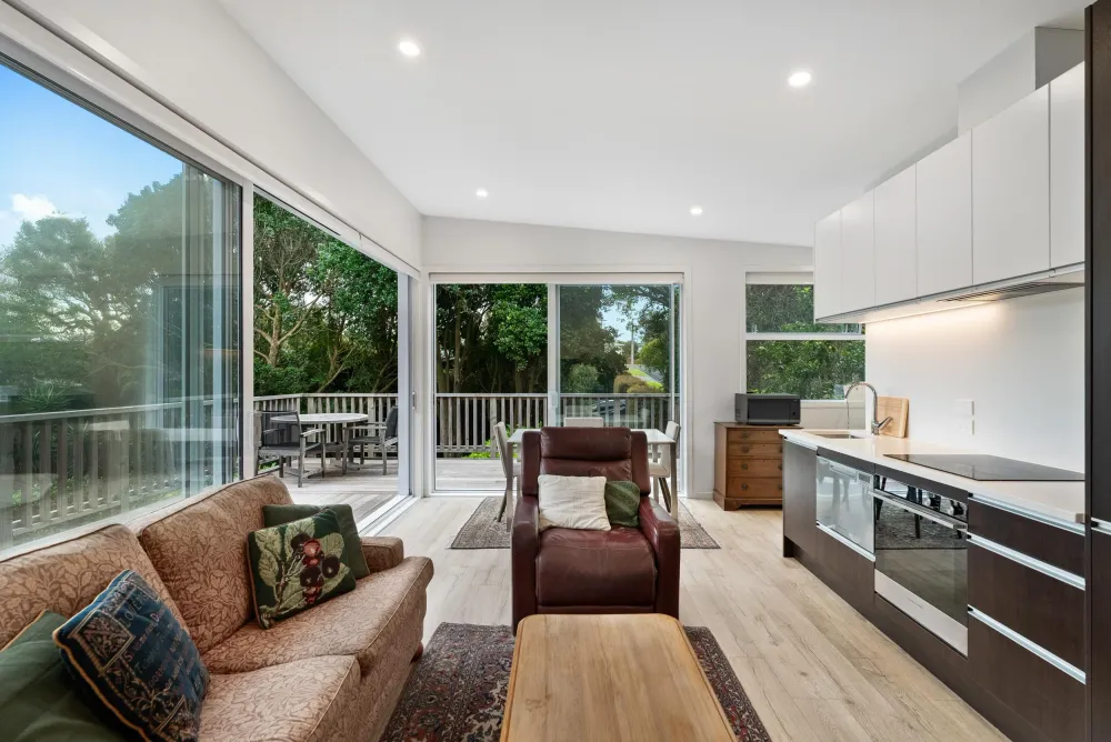 Photos of 24 Robley Crescent