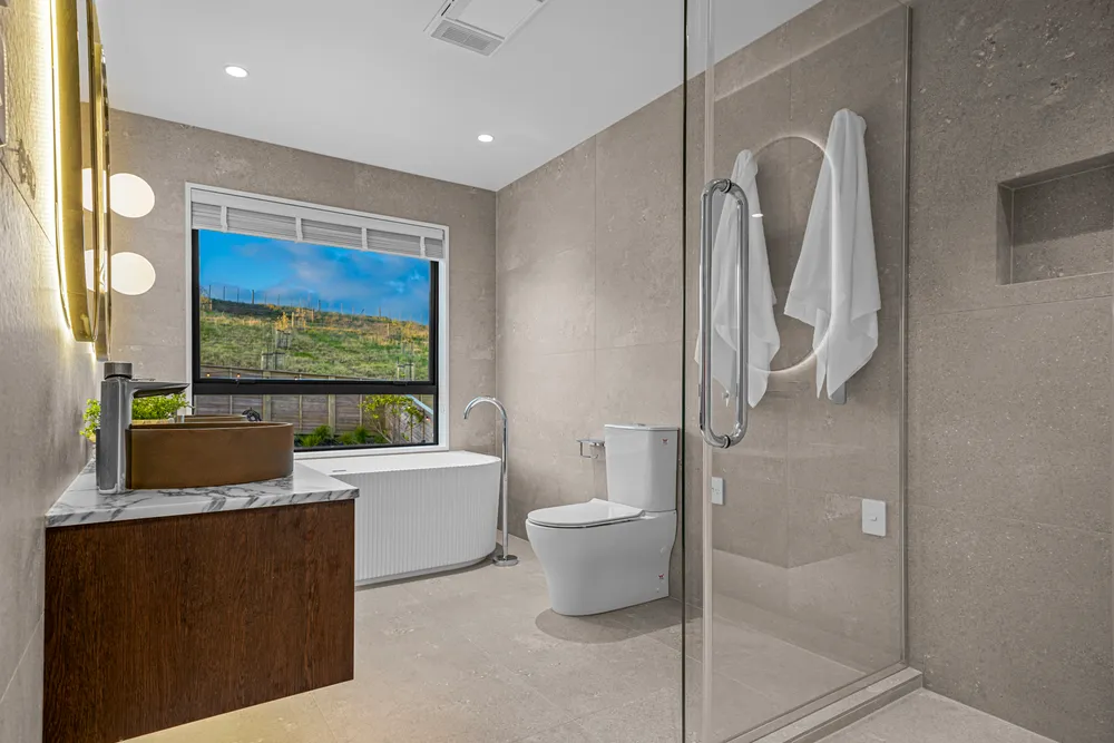 Photos of 171 Te Oneroa Way