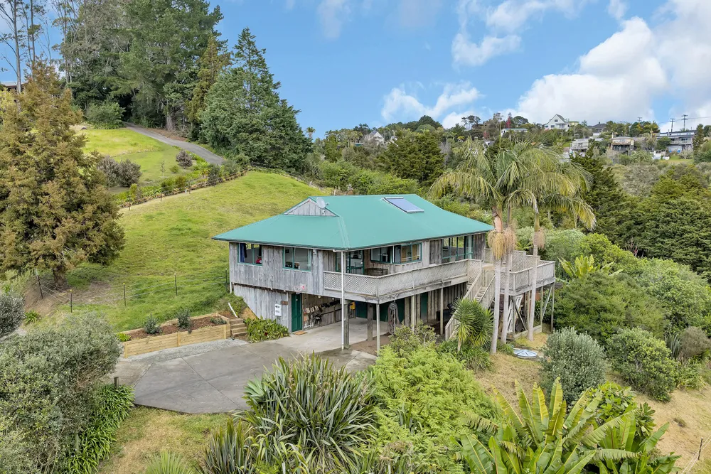 Photos of 31 Boeing Road