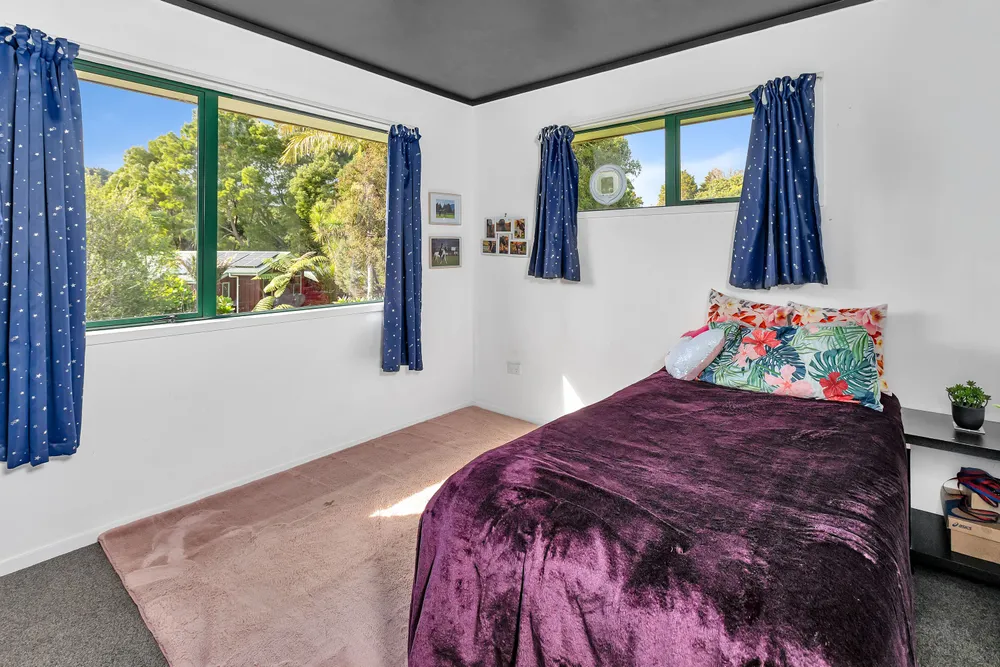 Photos of 31 Boeing Road