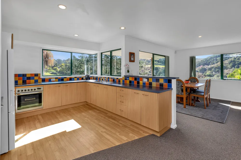 Photos of 31 Boeing Road