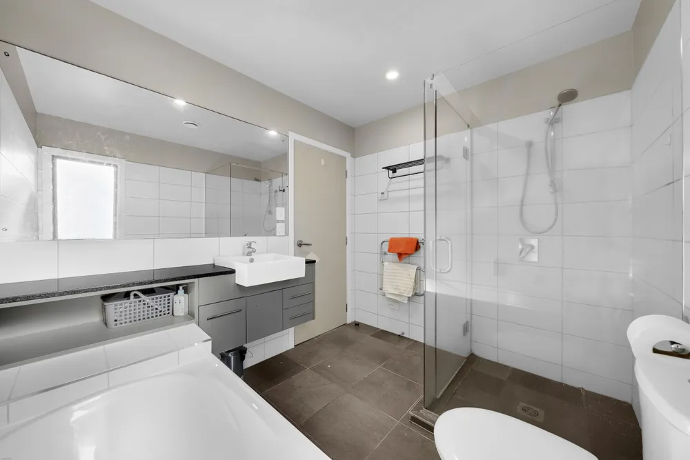 Photos of 77D Namata Road