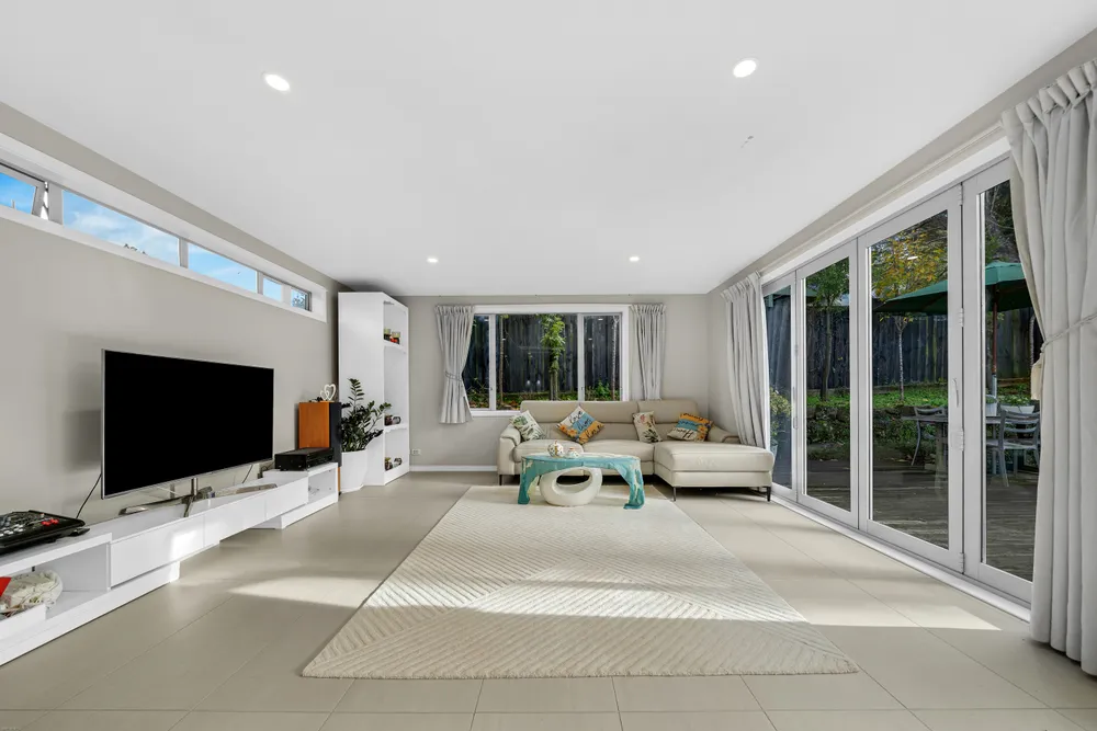 Photos of 77D Namata Road