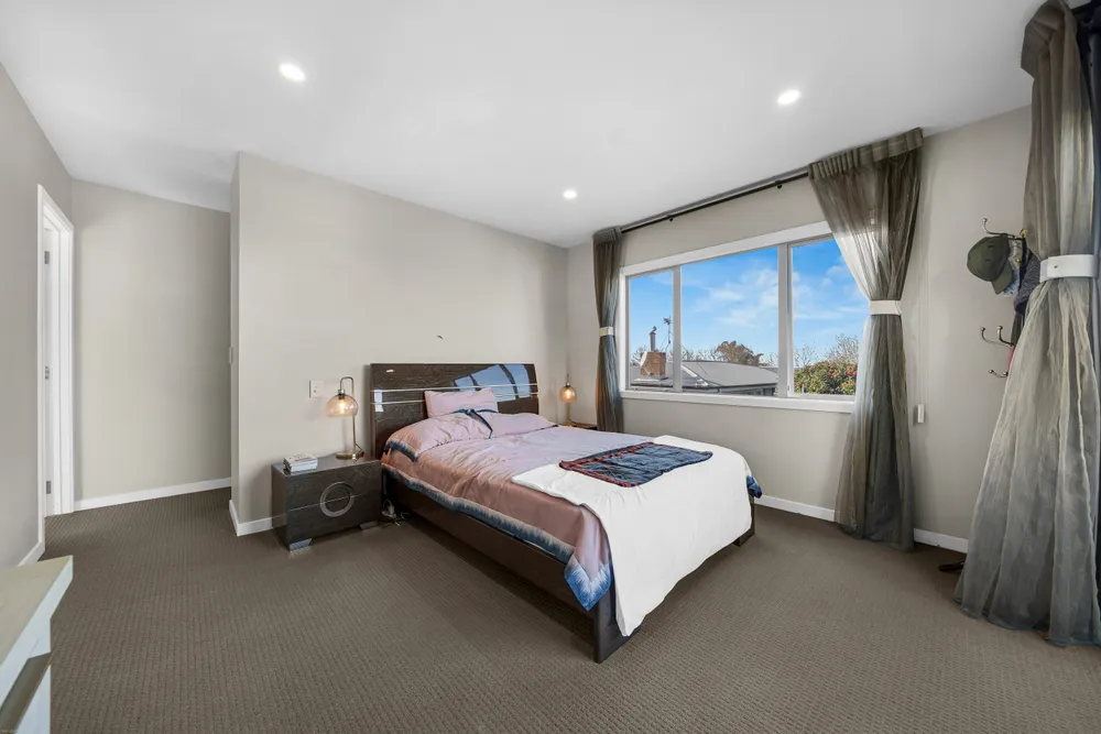 Photos of 77D Namata Road