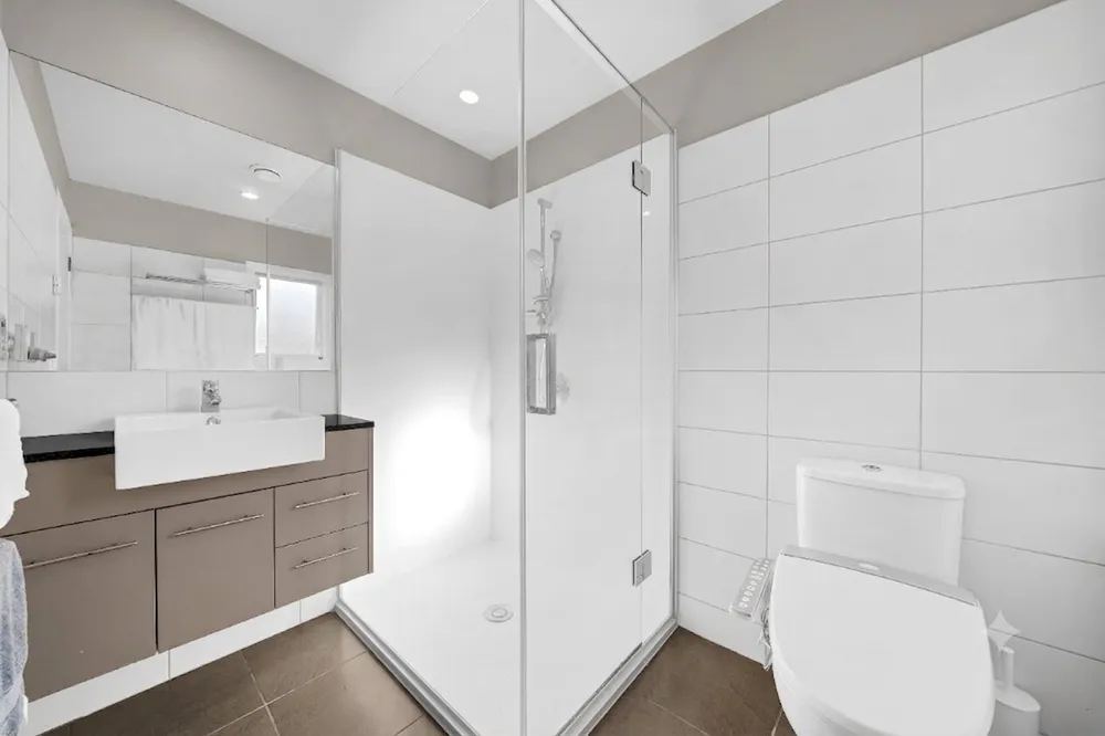 Photos of 77D Namata Road