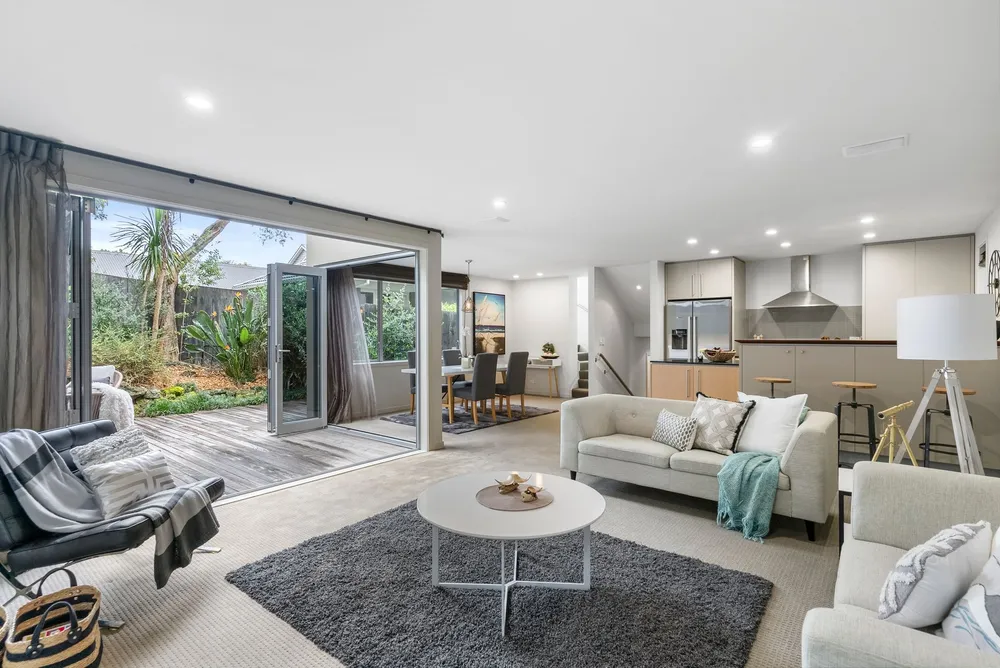 Photos of 77D Namata Road
