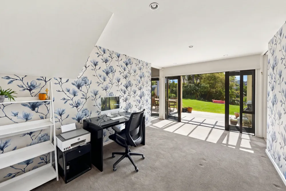 Photos of 6 Ngahere Street