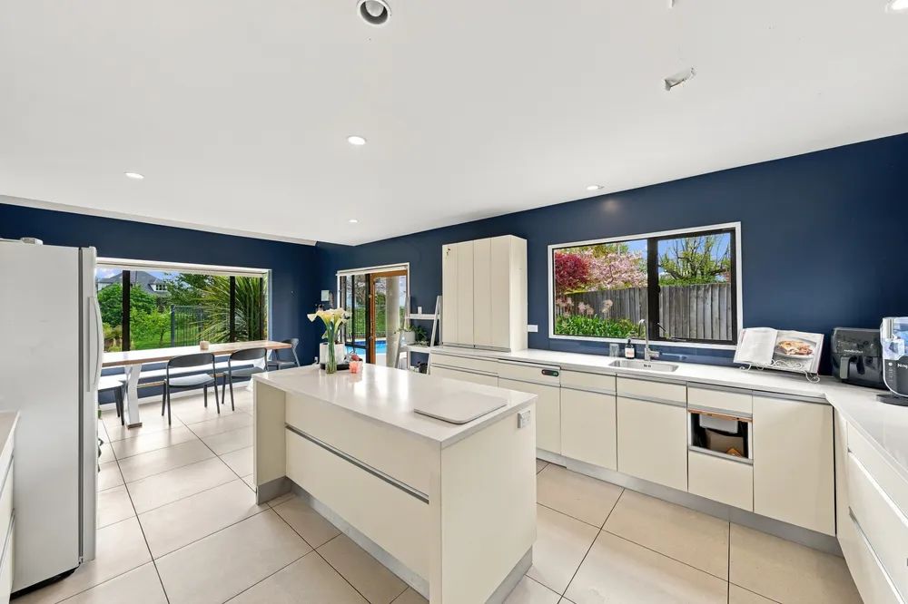 Photos of 6 Ngahere Street