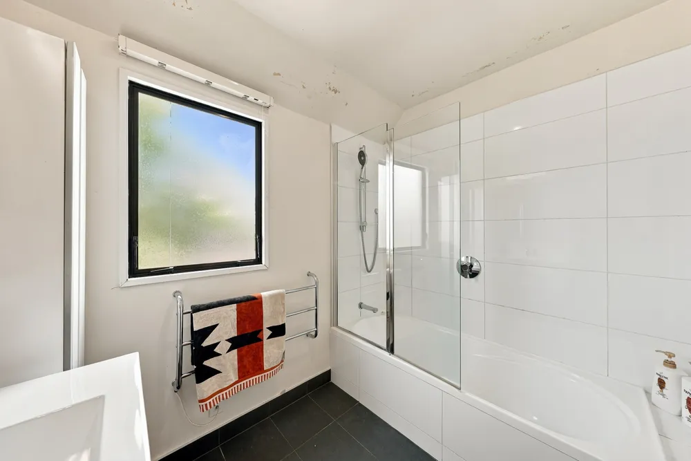 Photos of 6 Ngahere Street