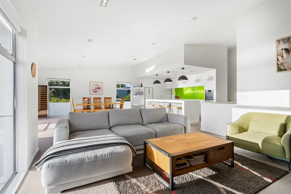 Photos of 10 Euan Sarginson Place