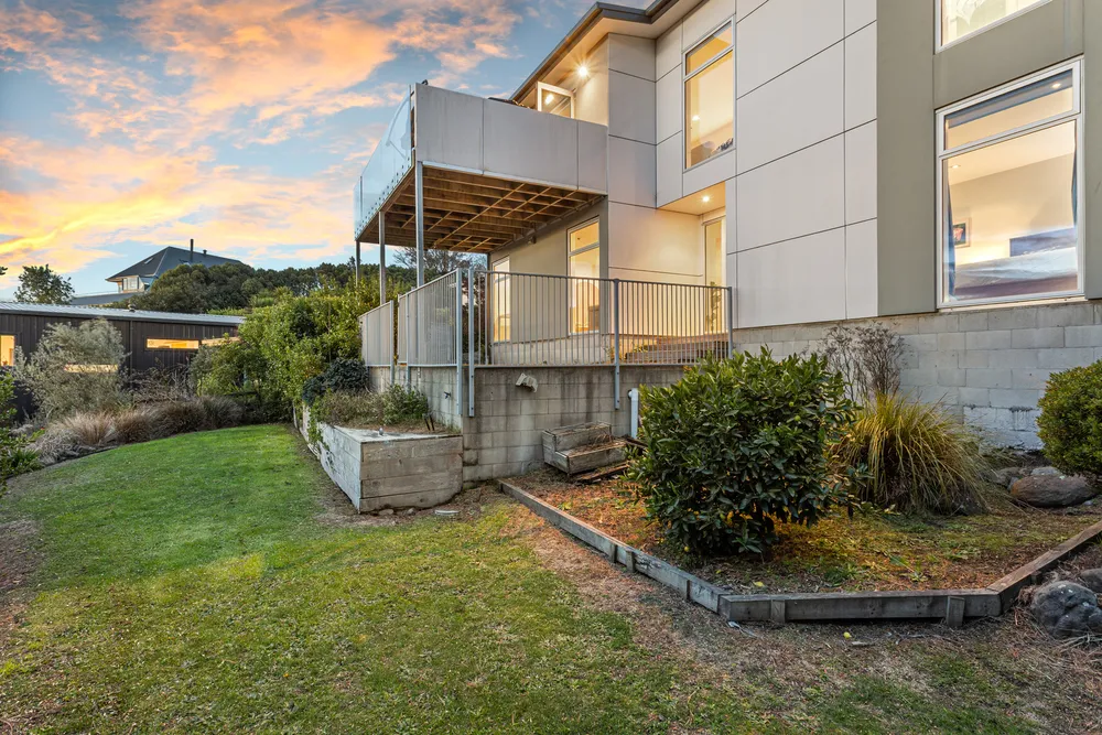 Photos of 10 Euan Sarginson Place