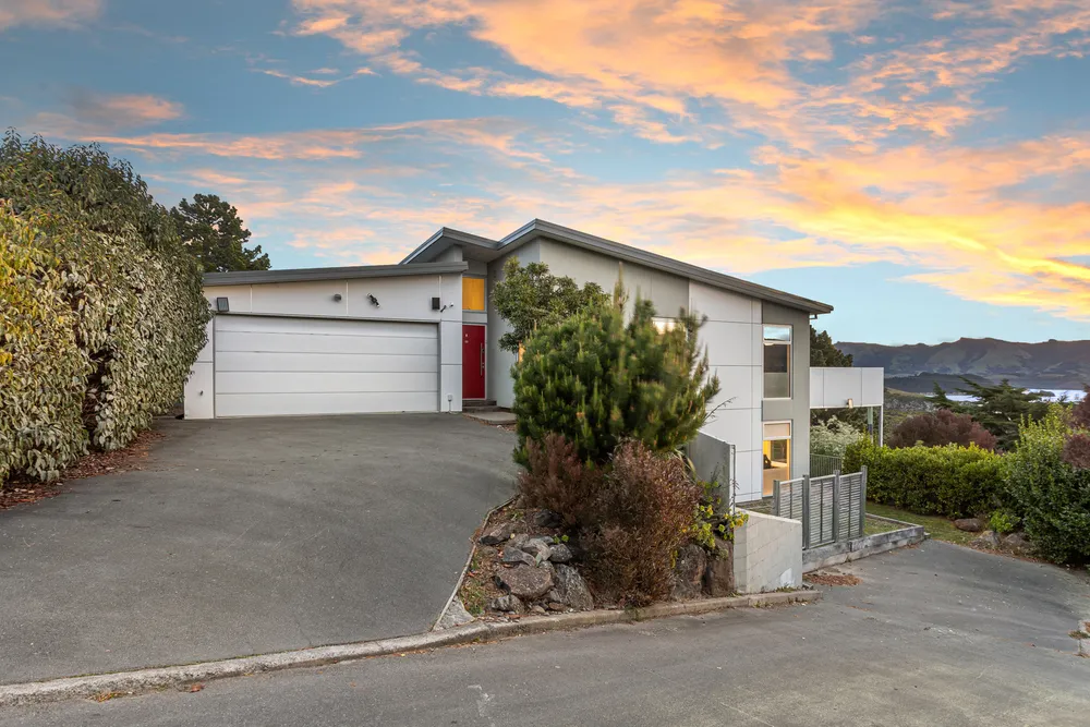 Photos of 10 Euan Sarginson Place