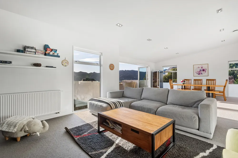 Photos of 10 Euan Sarginson Place