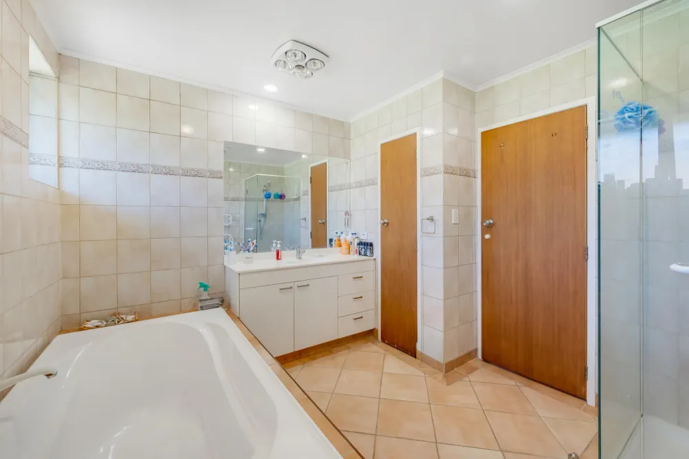 Photos of 18 Vida Place