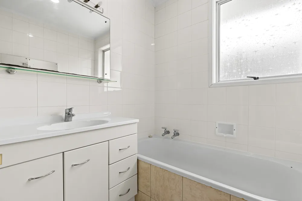 Photos of 15 Kerria Place