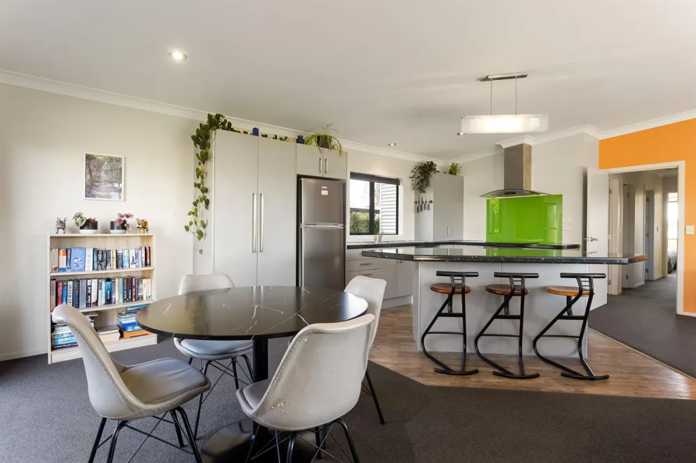 Photos of 1221A Pokuru Road