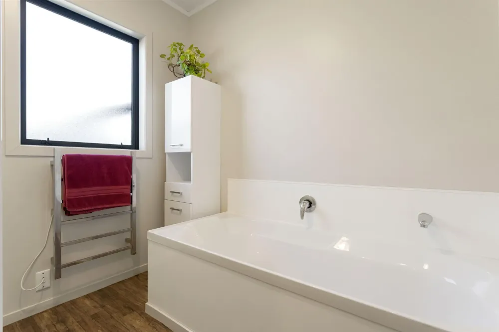 Photos of 1221A Pokuru Road