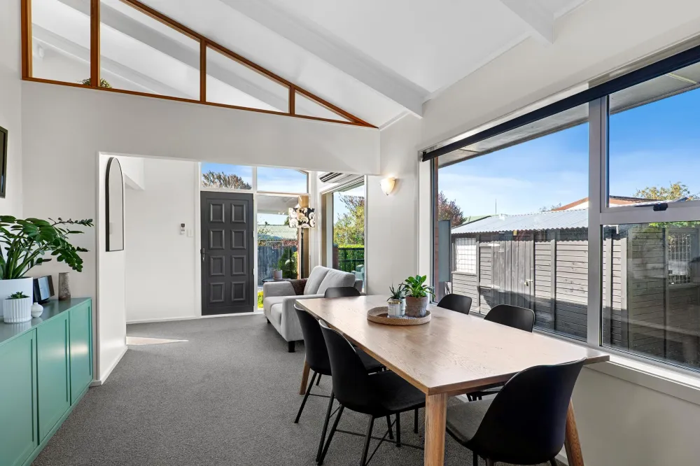 Photos of 70A Toorak Avenue