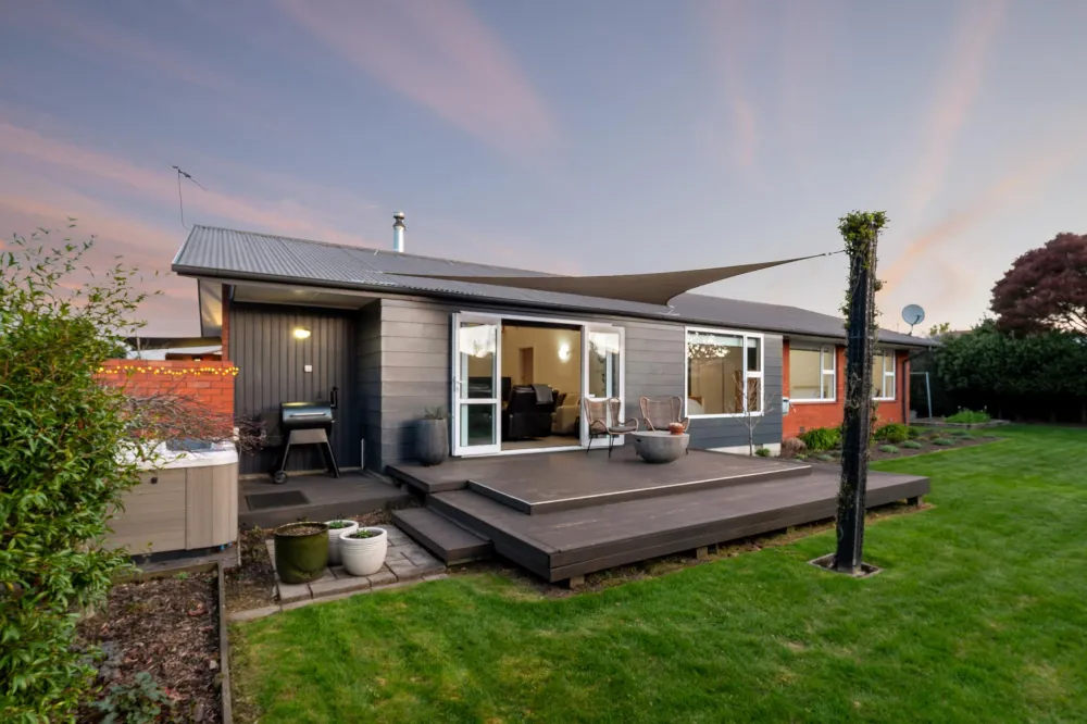 Photos of 70A Toorak Avenue