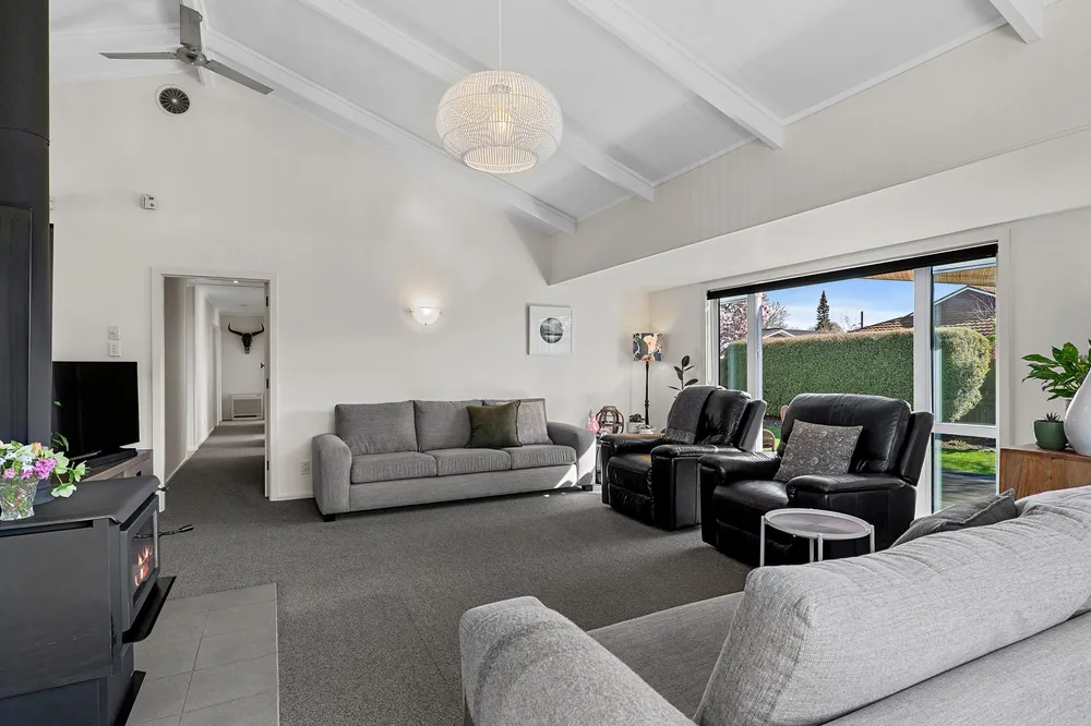 Photos of 70A Toorak Avenue