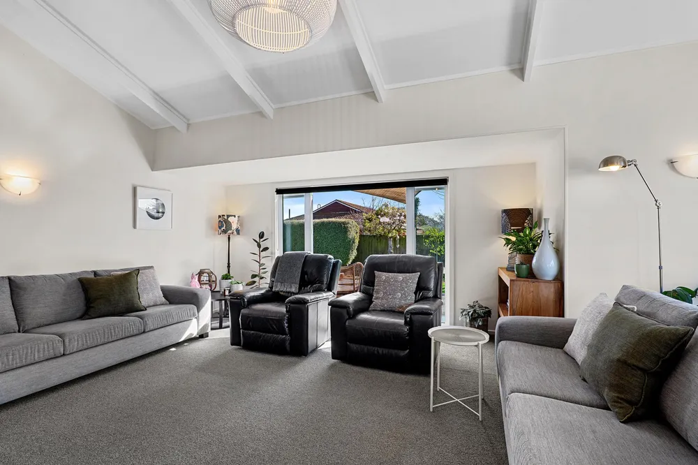 Photos of 70A Toorak Avenue