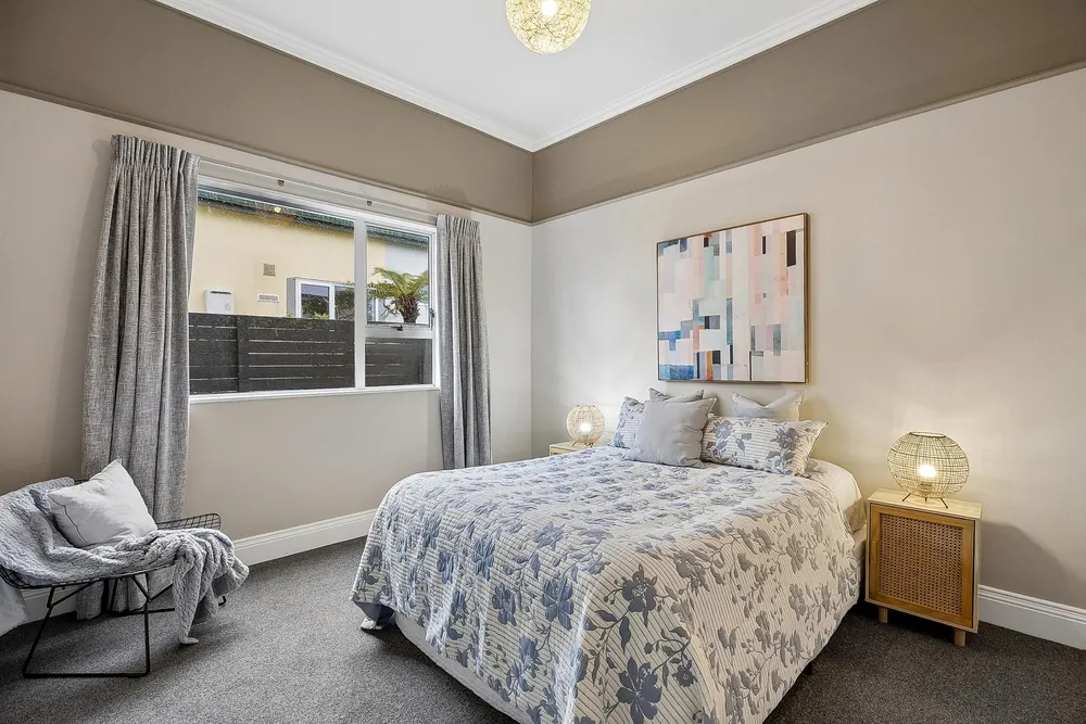 Photos of 7 Gamma Street