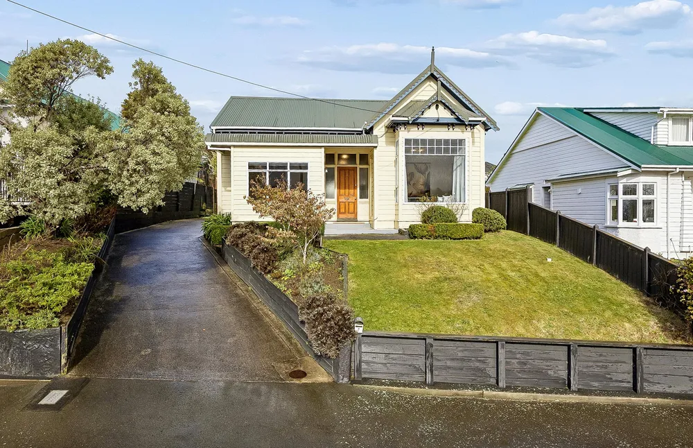 Photos of 7 Gamma Street