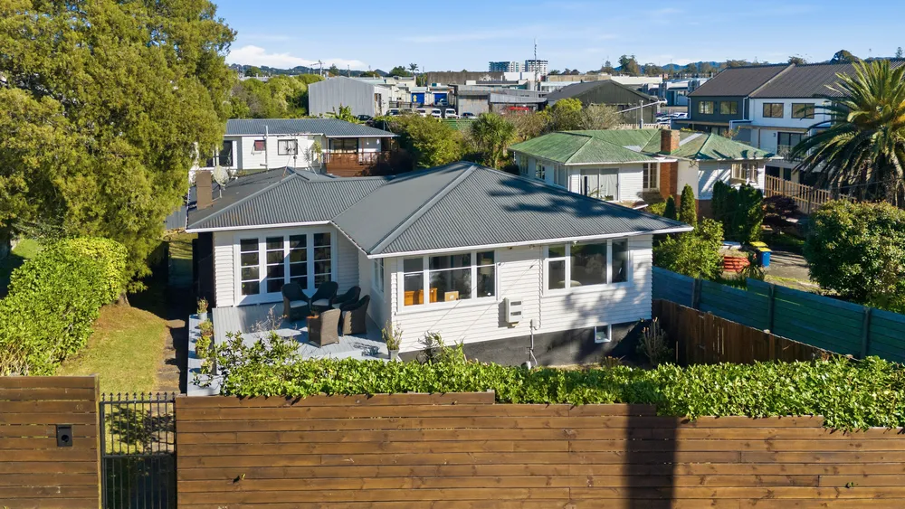 Photos of 46 Kelman Road