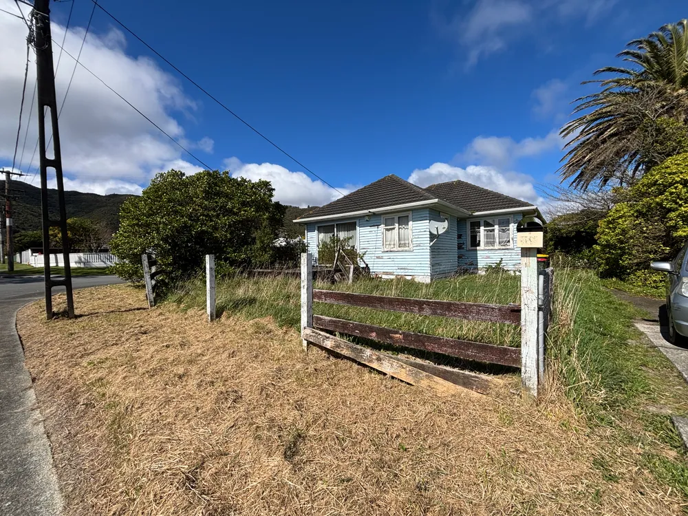 Photos of 19 Russell Road