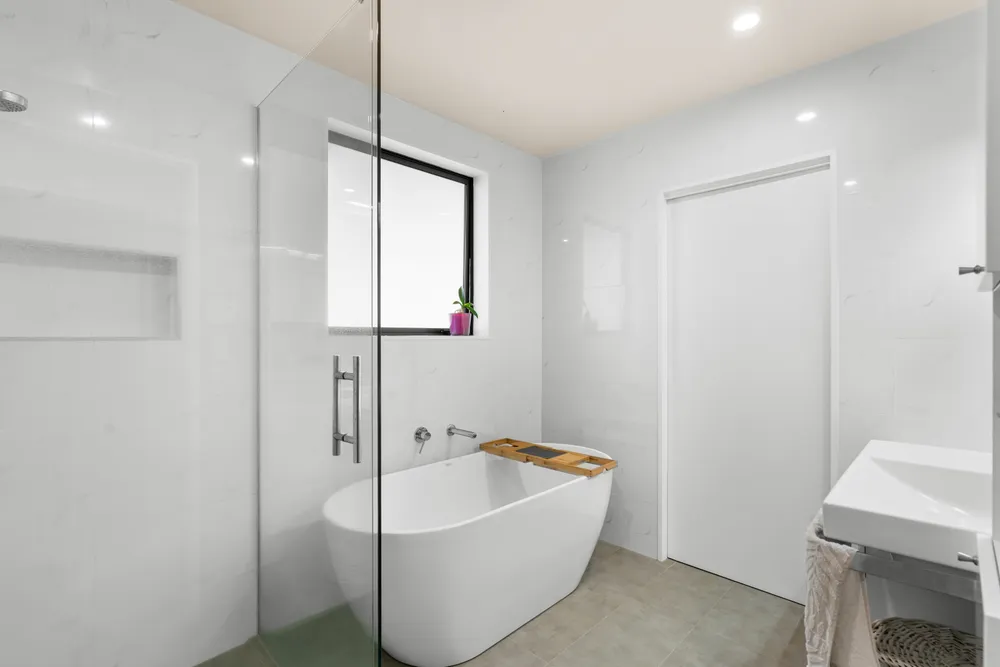 Photos of 175A Greers Road