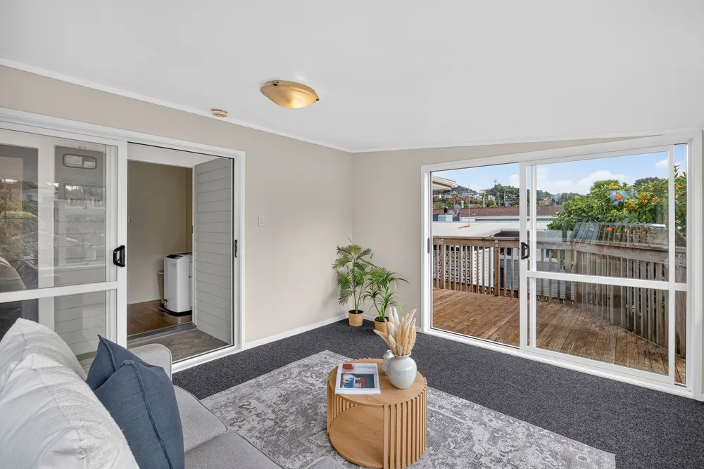 Photos of 65 Carr Street
