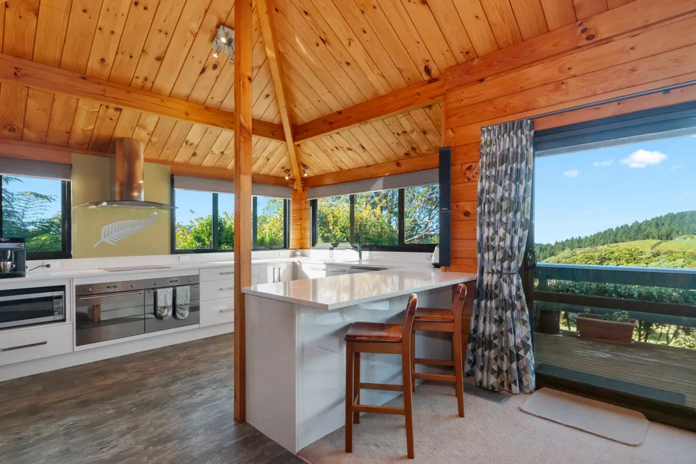Photos of 438 Pinnacle Hill Road